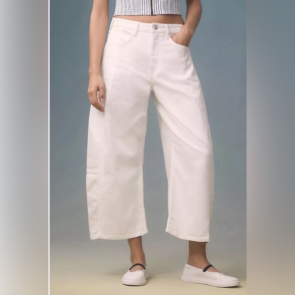 Pilcro White Heritage Curve Mid-Rise Barrel Jeans
by Anthropologie - Picture 4 of 5